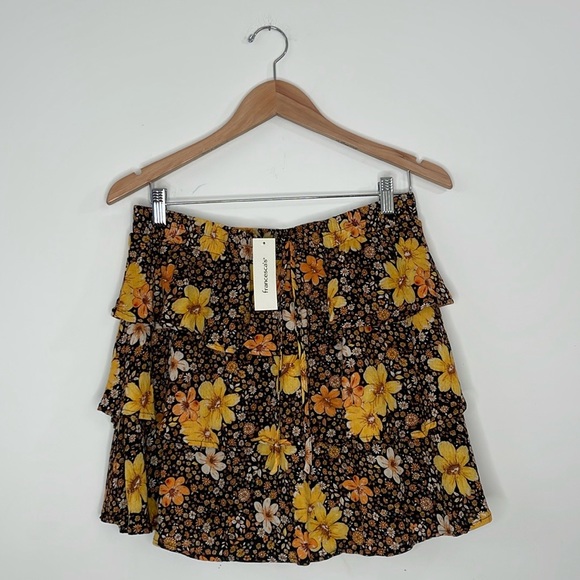 Francesca’s Collections Mini Skirt Floral Print Tiered Women’s Size Large - Picture 6 of 6